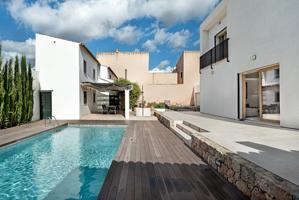 Exclusiva Vivienda Moderna con Jardín, Piscina y Casa de Invitados photo 0
