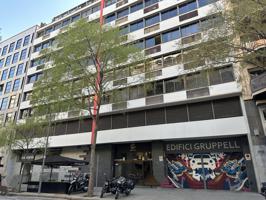 🏢 Oficina luminosa en el corazón de Barcelona - Calle Calabria photo 0
