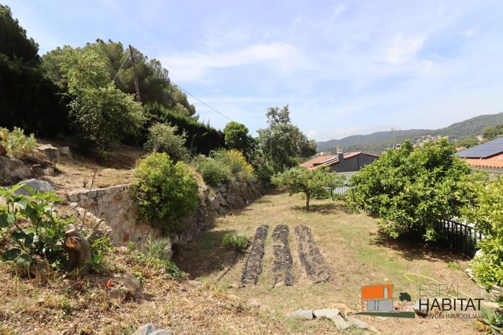 TERRENO URBANO EN CABRILS (LA LLOBERA) photo 0
