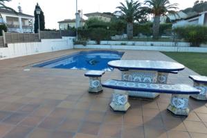 Villa En venta en Calonge photo 0