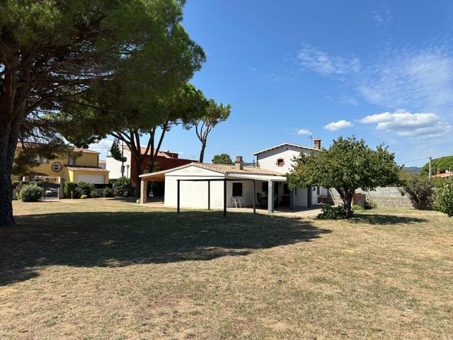 Villa En venta en Calonge photo 0