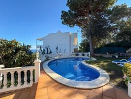 Villa En venta en Calonge photo 0
