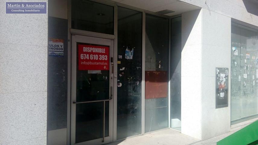 Oficina En venta en Real Utrera, Dos Hermanas photo 0