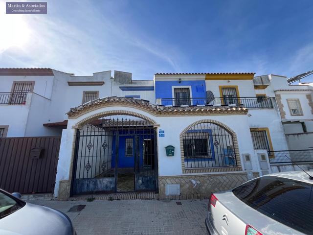 Casa En venta en Andalucia, Pilas photo 0