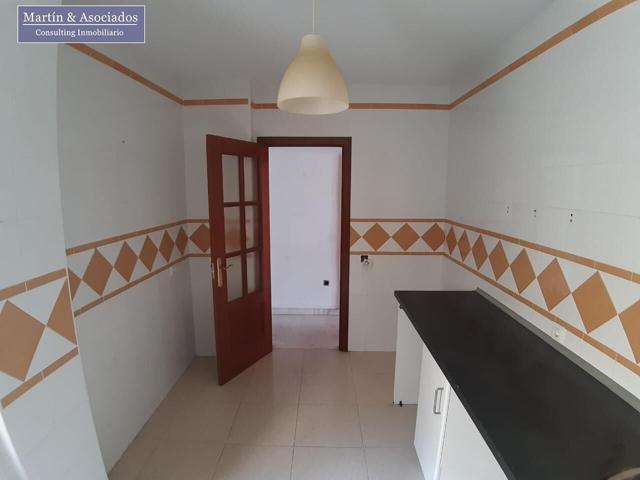 Piso En venta en Andalucia, Hinojos photo 0