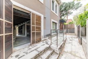 Casa En venta en Ciudad Lineal, Madrid photo 0