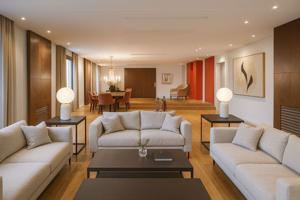 Unifamiliar Pareada En venta en Hortaleza, Madrid photo 0