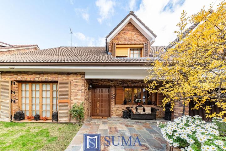 Casa En venta en La Moraleja Urbanización, La Moraleja photo 0