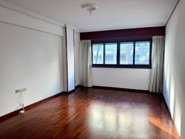 Piso En alquiler en Ronda De Outeiro, 251, Agra Del Orzán - Ventorrillo, A Coruña photo 0
