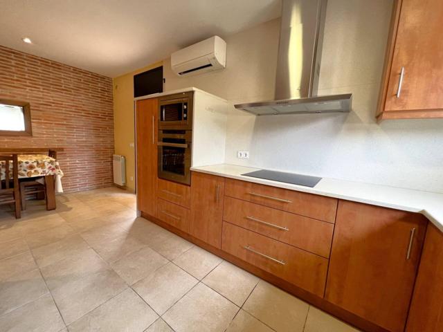 Casa en venta en Riells i Viabrea photo 0