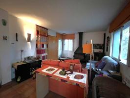 Casa en venta en Riells photo 0