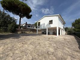 Casa en venta en Riells i Viabrea photo 0