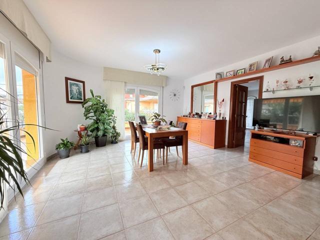 Casa en venta en Riells i Viabrea photo 0