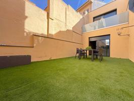 Casa en venta en Sant Celoni photo 0