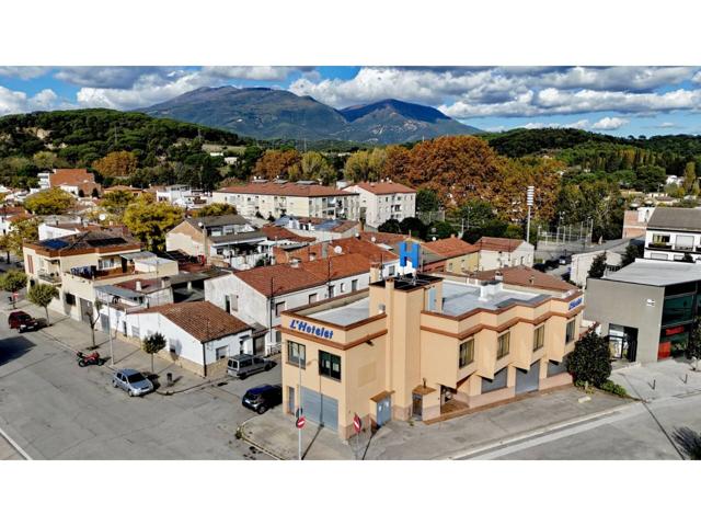 Hotel en venta en Sant Celoni photo 0