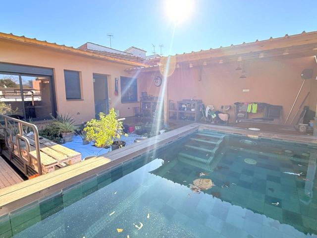 Casa en venta en Sant Celoni photo 0