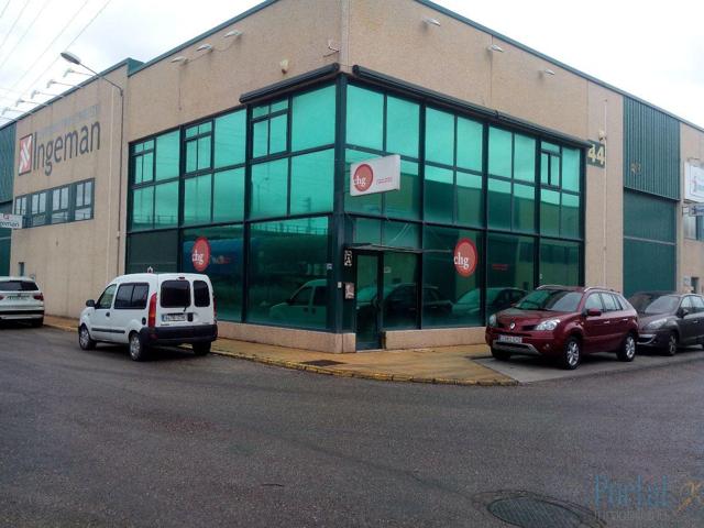 Nave Industrial En venta en Gamonal, Burgos photo 0