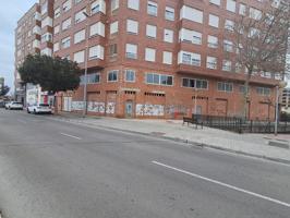 LOCAL COMERCIAL ZONA CARREFOUR photo 0