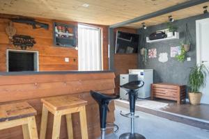 DOS CASAS EN MONTE XALO – PARCELA URBANA DE 1.500 m² photo 0