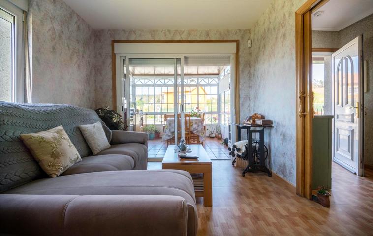 CASA CON GALERÍA Y BONITA PARCELA EN EL MONTE XALO photo 0