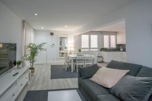 PRECIOSO PISO DE DISEÑO DE 2 HABITACIONES EN LA CIUDAD VIEJA (A CORUÑA) photo 0