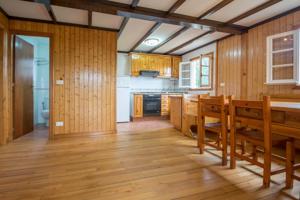 Casa de madera para reformar con gran parcela en Pereiros (Culleredo) photo 0