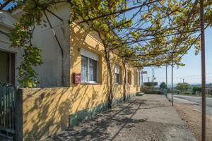 Casa-bar en Montouto, Abegondo - Oportunidad para reformar o emprender photo 0