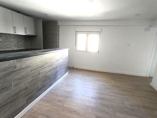 Se alquila precioso piso reformado 2 dormitorios en Torrero junto al Canal photo 0