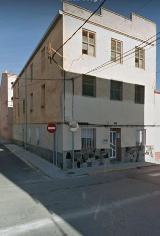 CASA DE 400m2 PER REFORMAR A LA RAVAL DE CRIST photo 0