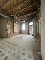 Local comercial en el centro de Tortosa, en venta o alquiler photo 0