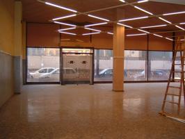 LOCAL COMERCIAL AL CENTRO DE TORTOSA DE 265m2 photo 0