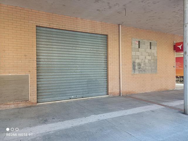 Local comercial en la zona de Voraparc de 170m2 photo 0