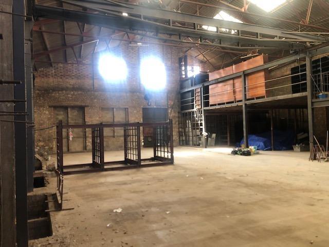 Nave industrial en alquiler photo 0