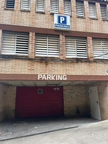 Plaza de parking en venta photo 0