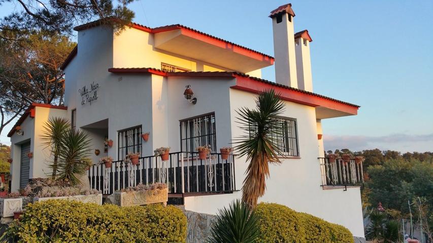 Villa En venta en Maçanet de la Selva photo 0