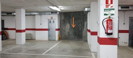 Parking En venta en Girona photo 0