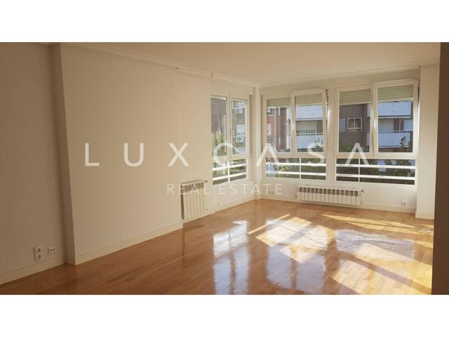 Piso en alquiler en Zona Avenida de Europa(28224) photo 0