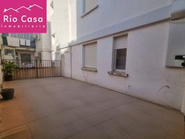 Casa en venta en Lardero photo 0