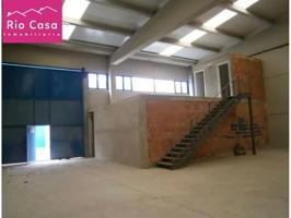 Nave comercial en venta en Lardero photo 0