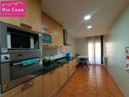 AMPLIA VIVIENDA EN LARDERO. photo 0