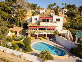 Gran villa en venta con magníficas vistas al mar en Moraira photo 0
