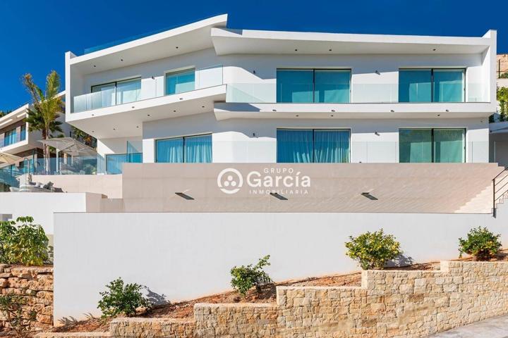 Nueva villa de lujo contemporánea con vistas al mar en venta en Jávea. photo 0