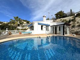 Villa con vistas al mar en venta en Benissa photo 0