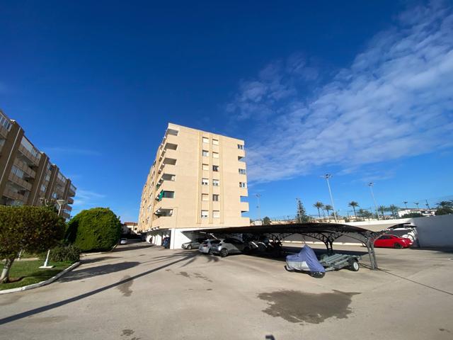 Amplio apartamento de 3 dormitorios en Urba Tenis, Javea en venta. Oportunidad ideal para reformar photo 0