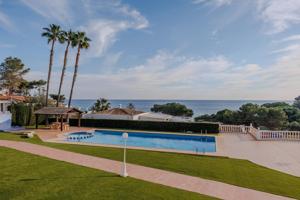 Vistas directas al Mar Mediterráneo - Dúplex en la costa de Moraira a la venta photo 0