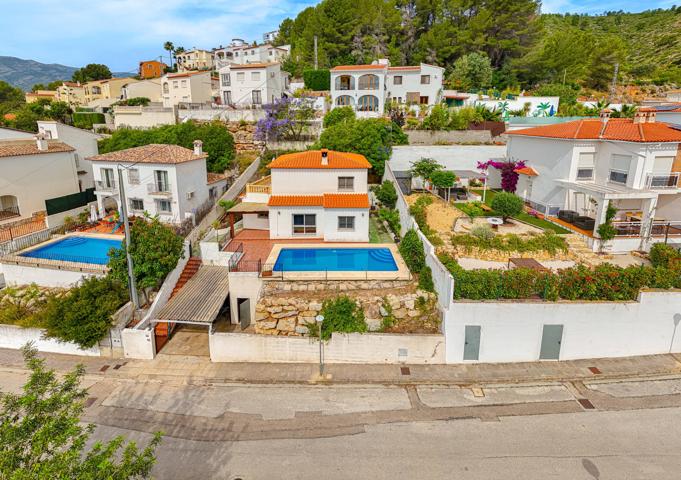 Villa de 3 dormitorios a la venta en Alcalalí photo 0