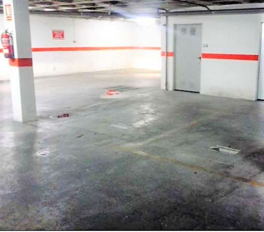 GARAJE + TRASTERO EN VENTA ZONA HOSPITAL - CAROLINAS ALTAS photo 0