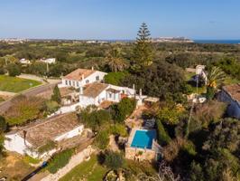 Casa De Campo En venta en Es Castell photo 0