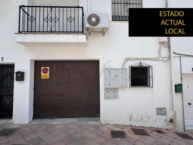 Local En venta en Benalmádena photo 0