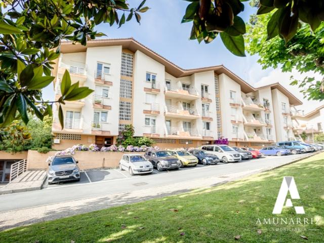 Parking En venta en Hondarribia photo 0